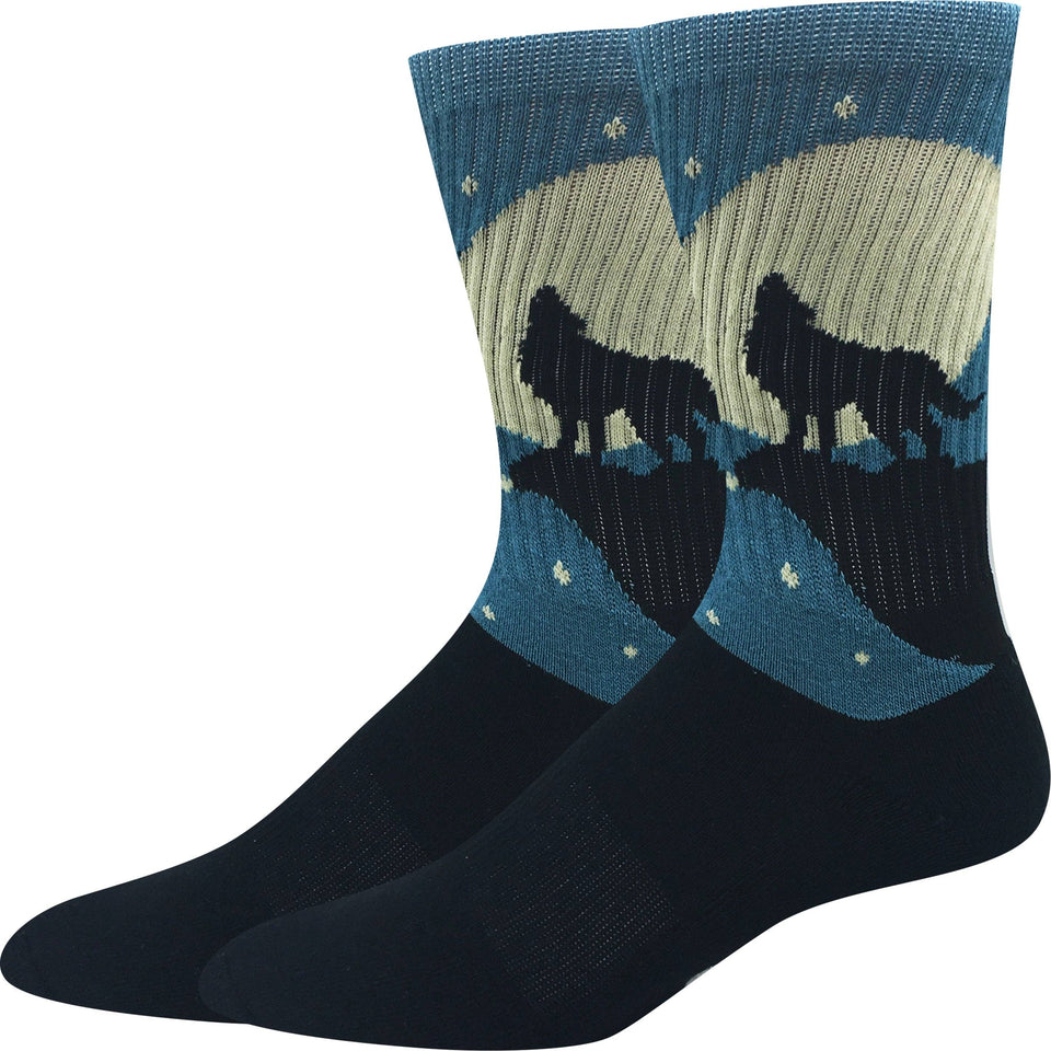 Yellowstone Wolf Howl Socks