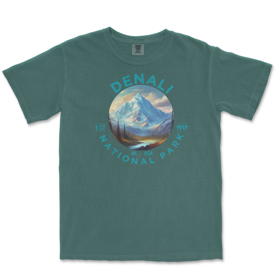 Denali National Park Comfort Colors T-Shirt – Mountain Landscape Circle