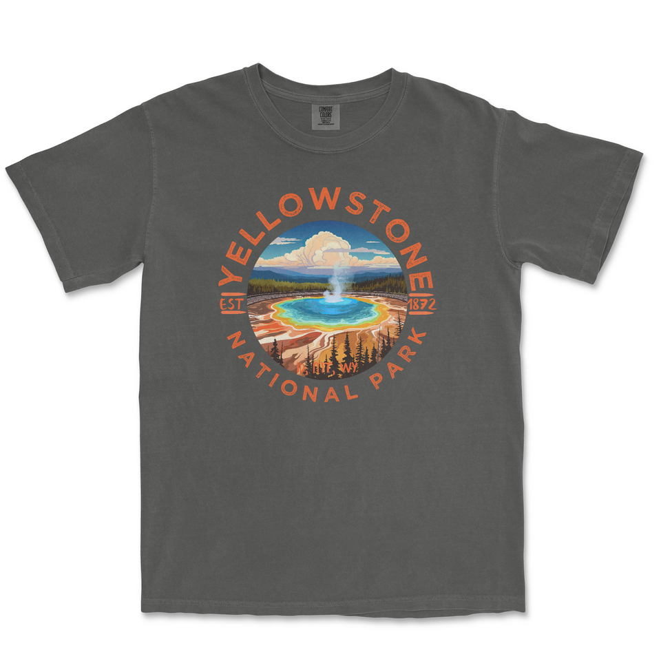 Yellowstone National Park Comfort Colors T-Shirt – Geyser Landscape Circle
