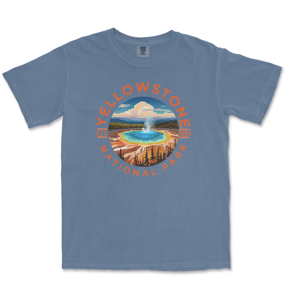 Yellowstone National Park Comfort Colors T-Shirt – Geyser Landscape Circle