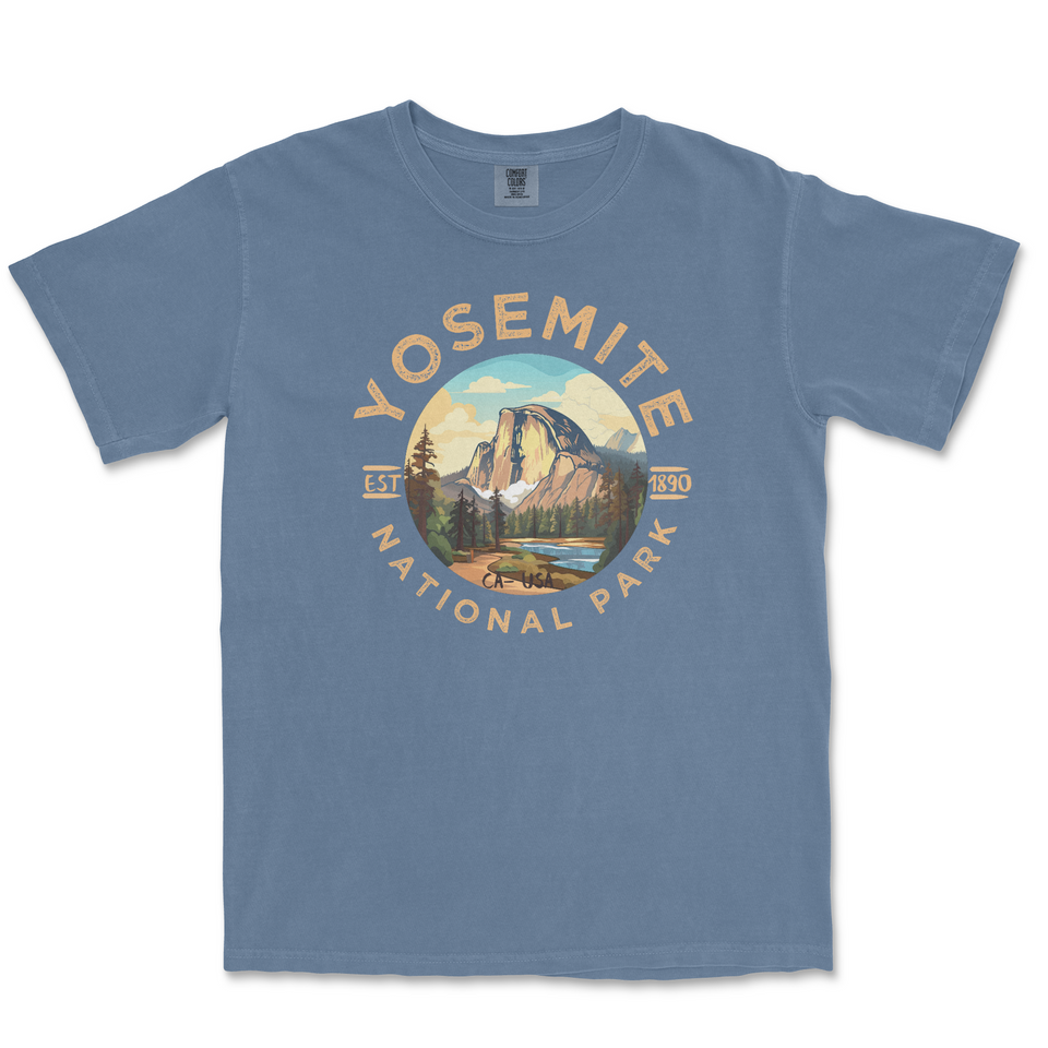Yosemite National Park Comfort Colors T-Shirt – Valley Landscape Circle