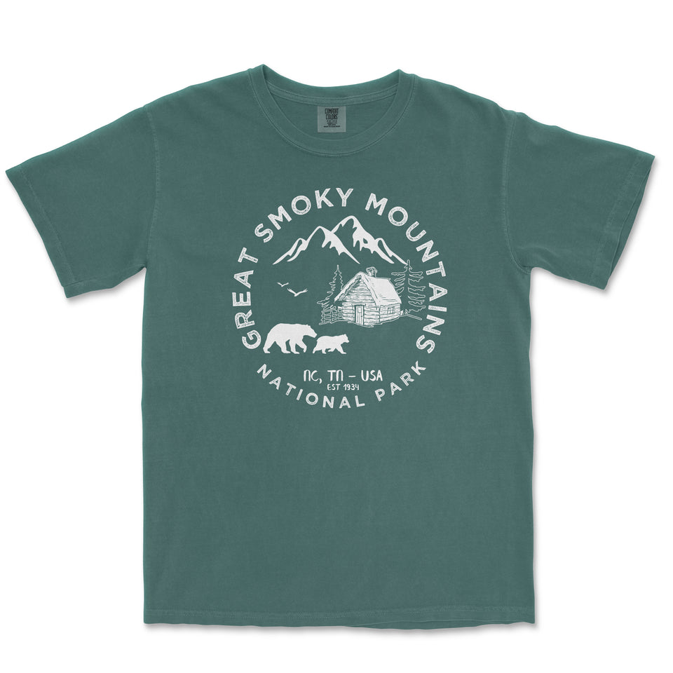 Great Smoky Mountains National Park Comfort Colors T-Shirt – Bears and Cabin